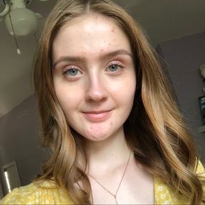 Meet your Posher, Alicia